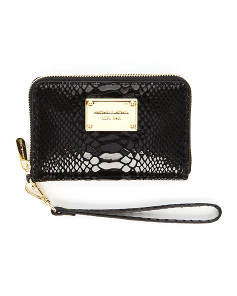 michael kors essential zip wallet black python|Michael Kors Essential zip wallet Black python, EUC.